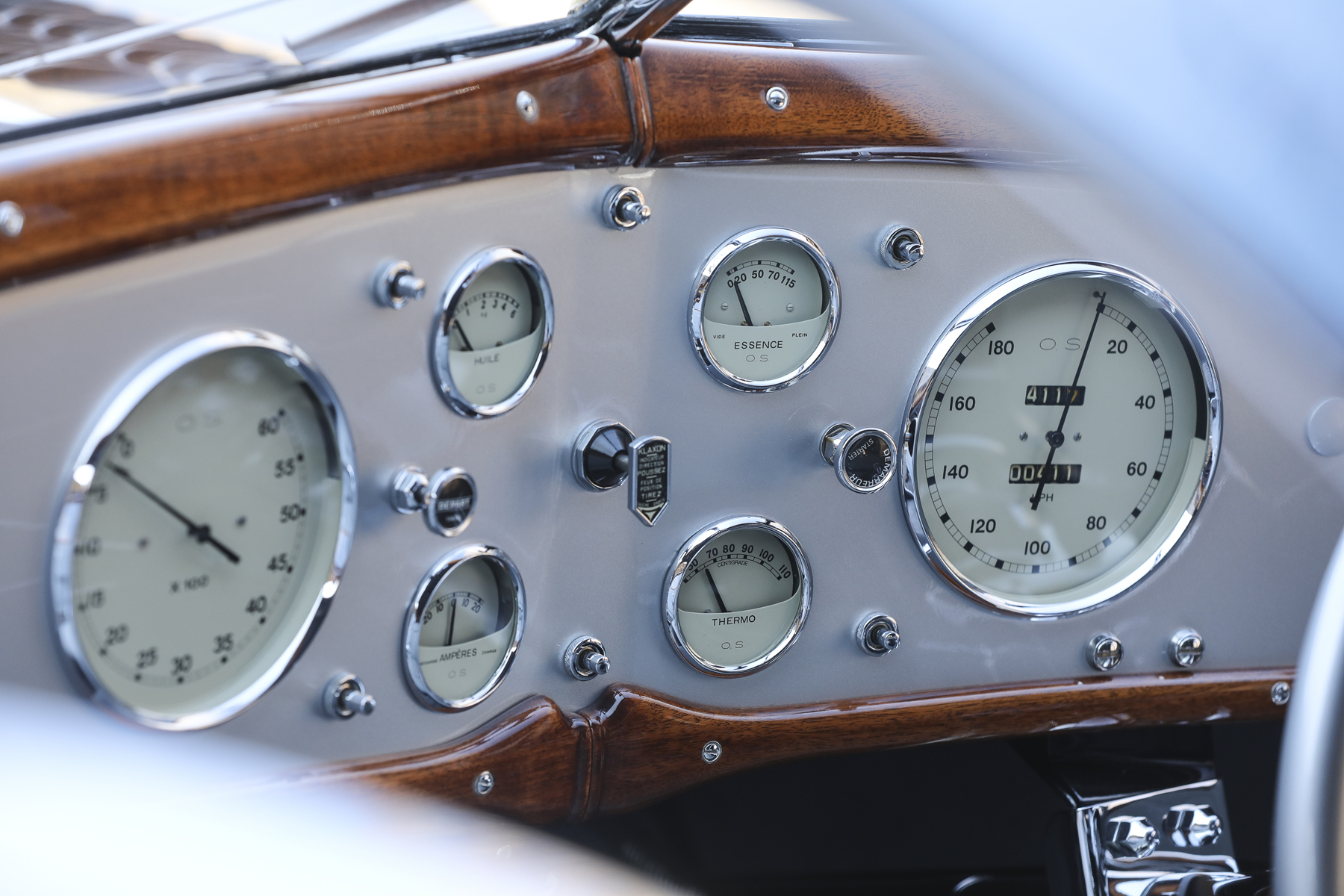 1938 Talbot Lago T150 C SSTC dash gauges